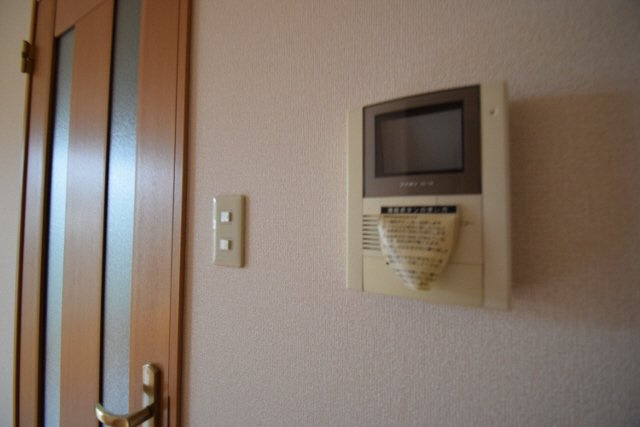 ウィステリアⅢのセキュリティ|ＴＶモニターホン付で安心