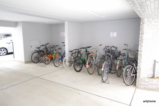 エスリード新大阪第7　仲介手数料無料の駐車場