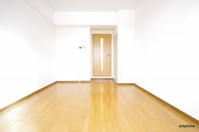 エスリード新大阪第7　仲介手数料無料の居間・リビング