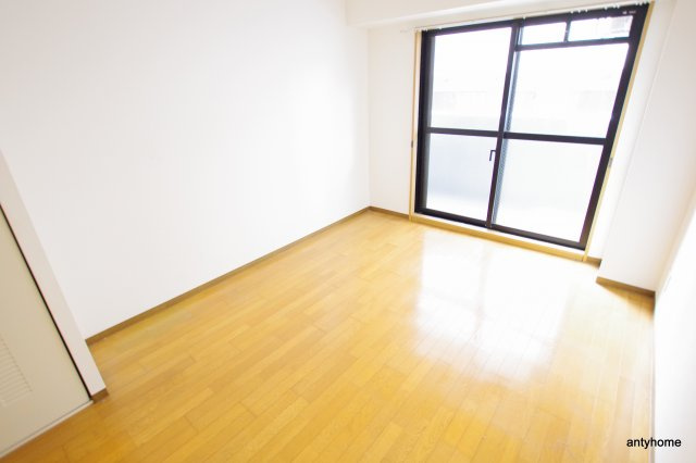 エスリード新大阪第7　仲介手数料無料の居間・リビング