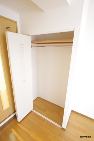 エスリード新大阪第7　仲介手数料無料の収納