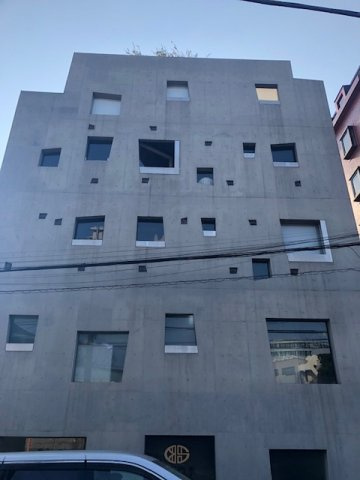 慶成神宮前ビルの外観