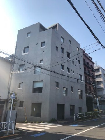 慶成神宮前ビルの外観