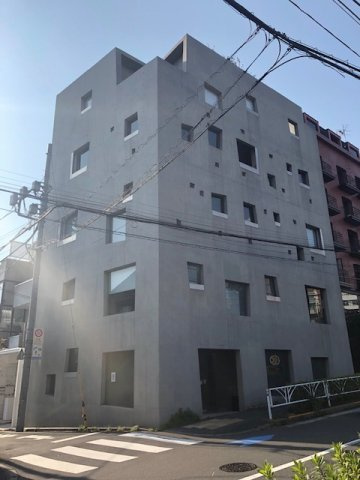 慶成神宮前ビルの外観