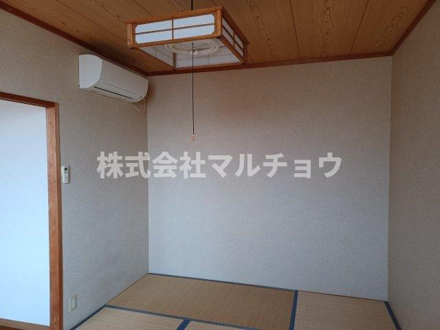 ハイツゆずの和室|和室ならではの温かな和の空間で寛ぎの時間を過ごせます