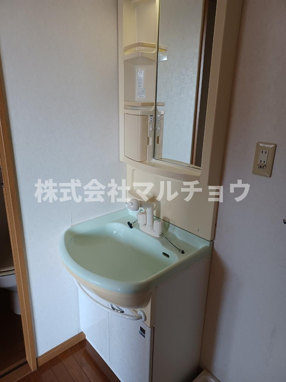 ハイツゆずの独立洗面台|使いやすい独立洗面台です