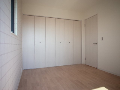 【寝室】 | ブルーグラス | 洋室