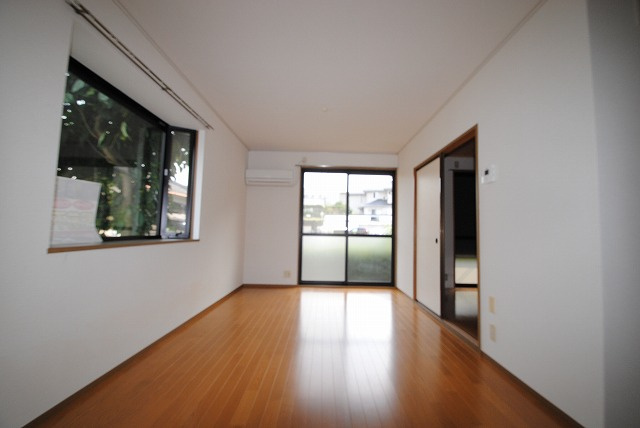 セジュール矢取の居間・リビング|内装イメージ：同物件別室