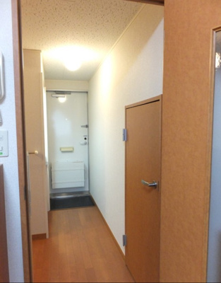 【玄関】 | ＲＩＴＺ－Ⅱ | 内階段※同タイプ室内