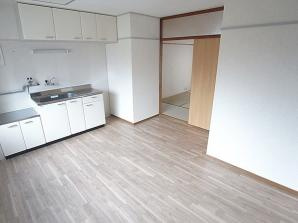 湊川第2マンションンの居間・リビング