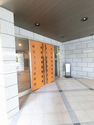 【エントランス】 | リシェ新横浜 | エントランス部分
