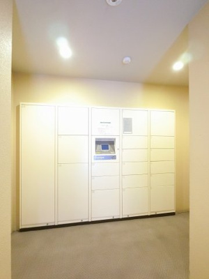 【その他共用部分】 | レイディアントシティ横濱カルティエ9 | 不在時にもお荷物が受け取れる宅配ボックス