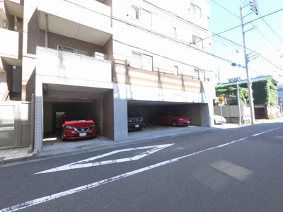 【駐車場】 | ミオカステーロ蒲田 | 平置き駐車場
