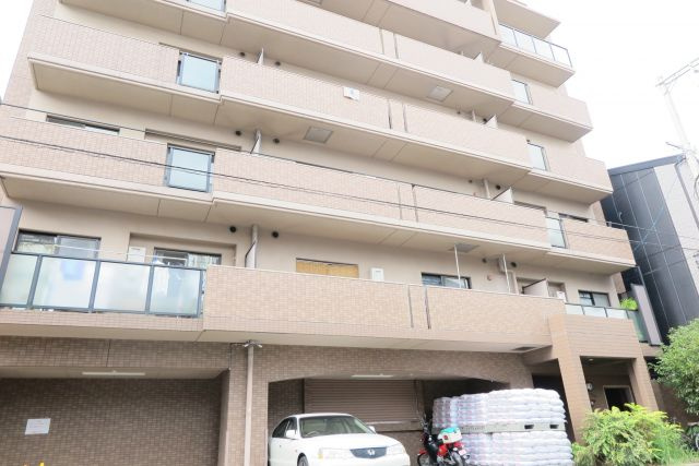 チェリヴィエールの外観