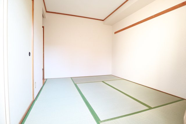 メゾンクレストの和室