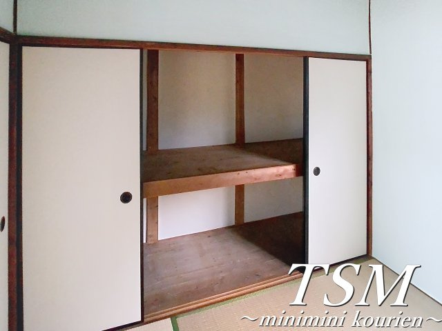 国松町平屋の収納