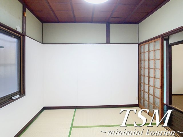 国松町平屋の和室