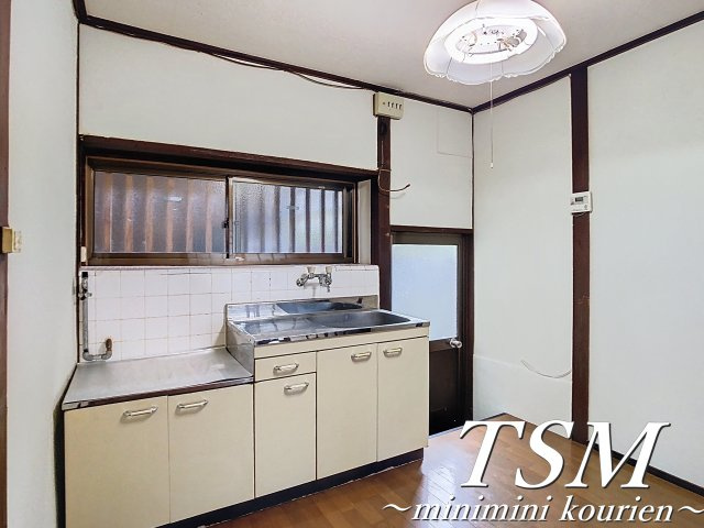 国松町平屋の居間・リビング