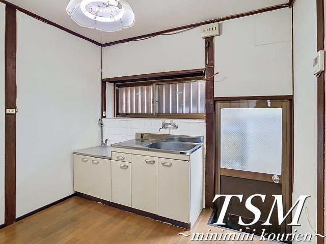 国松町平屋の居間・リビング