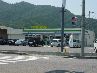 【周辺】 | Planet Court | ファミリｰマｰト 国道五個荘店（879m）