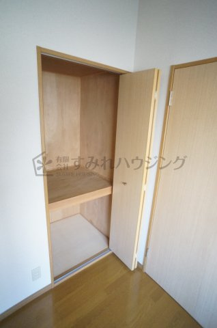 メゾンドール荒牧の収納