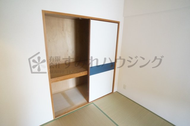 メゾンドール荒牧の収納