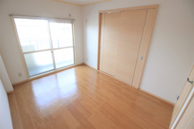 【洋室】 | セゾン八尾東