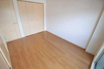 【洋室】 | セゾン八尾東