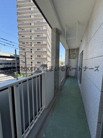 組坂ビルNo8のバルコニー