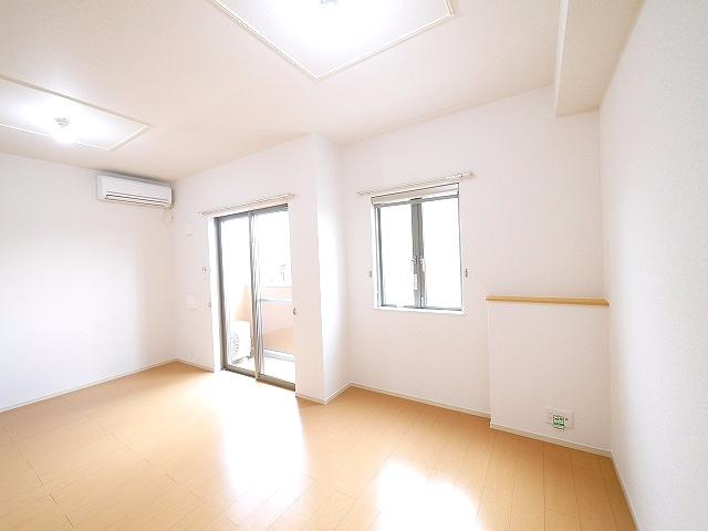 ブライトレジデンスの居間・リビング|リビングです