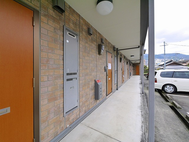 サンロイヤル　Ⅰの浴室|コンパクトで使いやすい洋室です