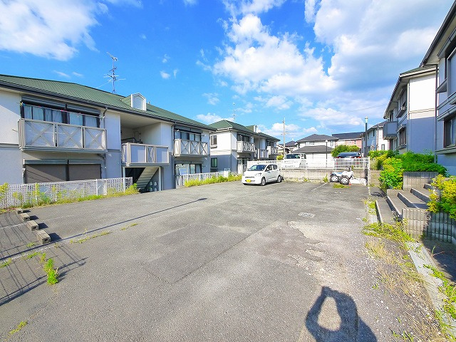 サニープラザの駐車場