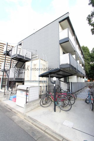 レオパレスプランドールＫの外観
