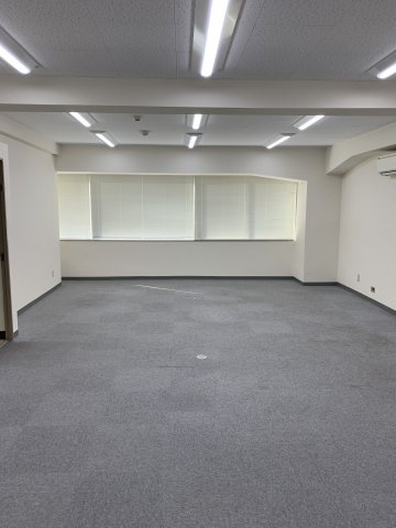 岡安ビル