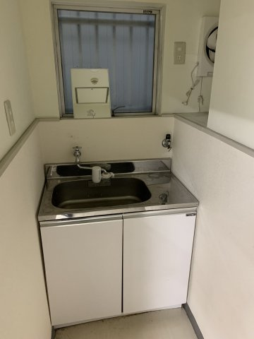 岡安ビル