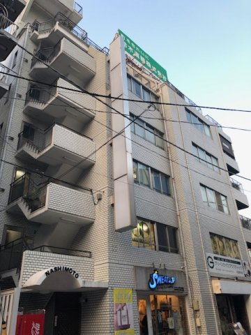 梨本ビルの外観