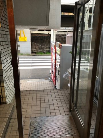 梨本ビルのロビー