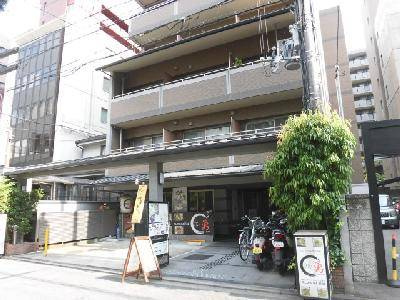 AMI四条烏丸（アミ四条烏丸）のエントランス
