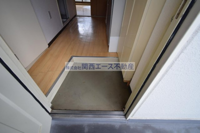 【玄関】 | ファースト瓢箪山