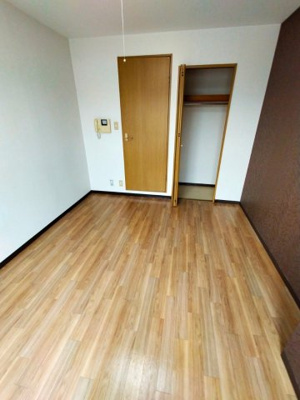 【寝室】 | ロータリーマンション鴻池倶楽部