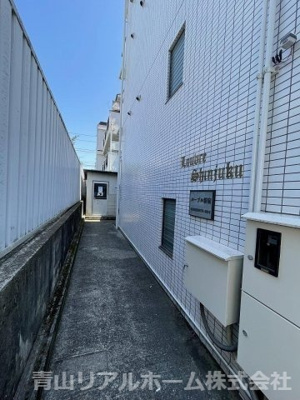 【エントランス】 | ルーブル新宿