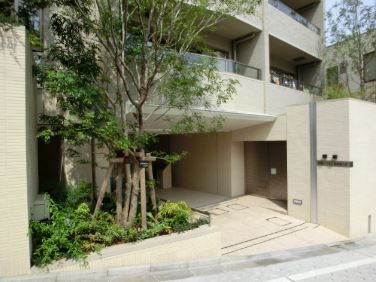 ブランズ新宿富久町のエントランス|ブランズ新宿富久町