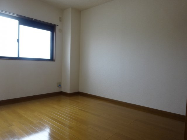 グリーンコート西田の寝室
