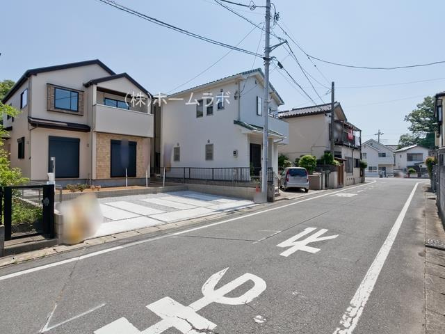 【新築】坂戸市芦山町新築分譲住宅 全１棟の前面道路含む現地写真