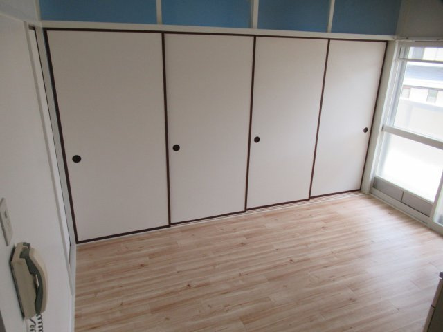 ビレッジハウス沼木1号棟の洋室