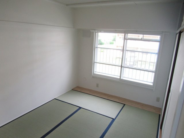 ビレッジハウス沼木1号棟の和室