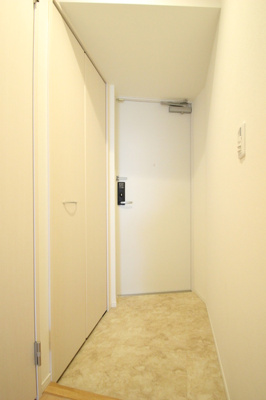 【玄関】 | カーサヴェルデ三軒茶屋