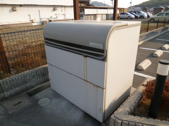 マンダリーネ広江のその他共用部分|敷地内ゴミステーション