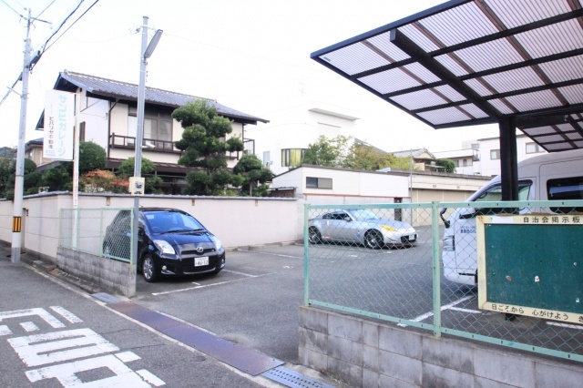 サンビガレージの外観