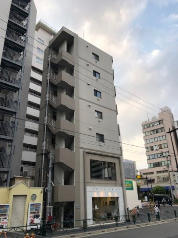 エスバレーの外観